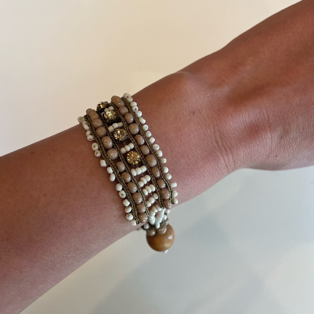 Women’s handmade Beaded rhinestone Bracelet in Cream and Brown